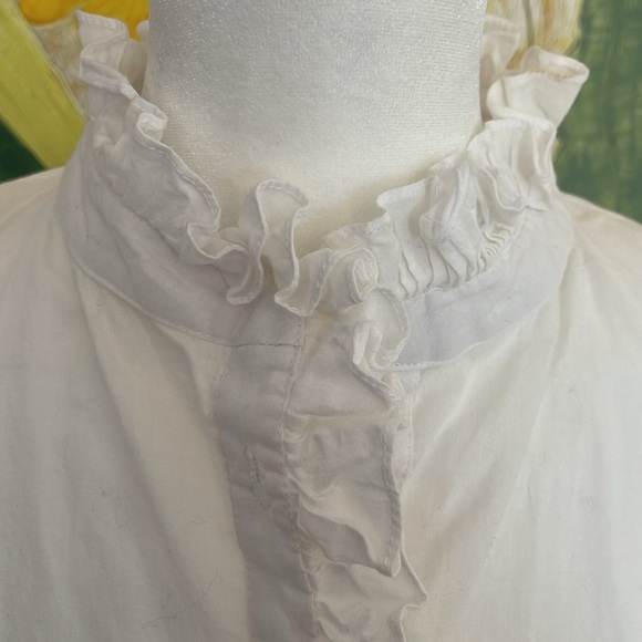 White Sleveless Tunic Ruffled Collar - Picture 3 of 7